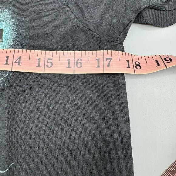 Five Nights At Freddy's Security Breach Glow-In-The-Dark SMALL T-Shirt New - Picture 2 of 6